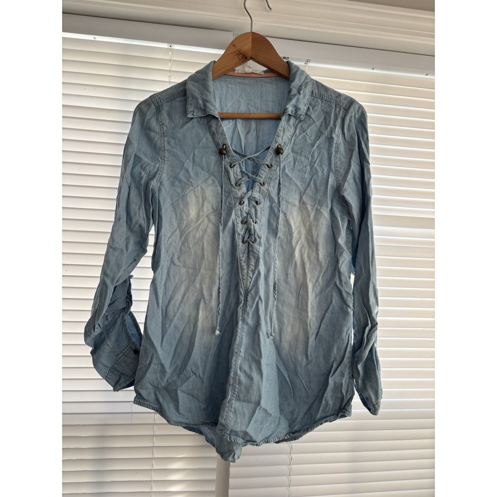 Hint Of Mint Chambray Faded Long Roll Tab Sleeve Lace‎ Up Blouse Size Large